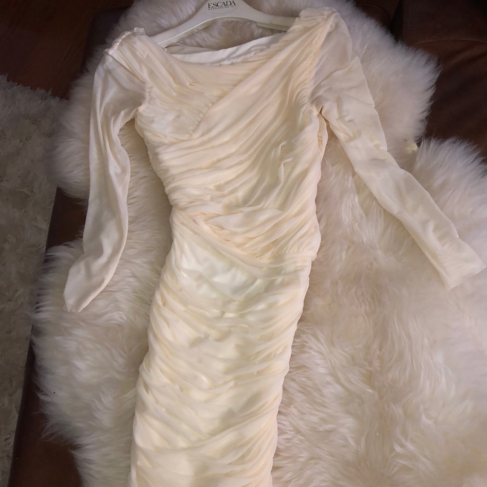 HALSTON HERITAGE CREME MESH BODYCON STUNNING!!!